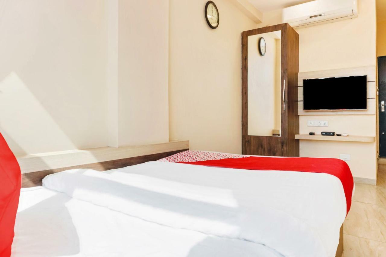 Ratnāgiri Oyo 29634 Hotel Navalai Pride מראה חיצוני תמונה